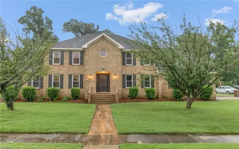 2503 Sharon Cir, Norfolk, VA 23518