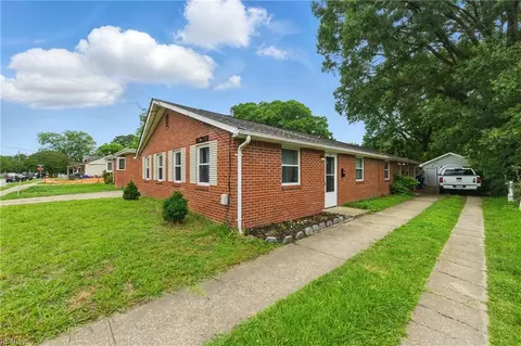 9415 Peachtree St, Norfolk, VA 23503