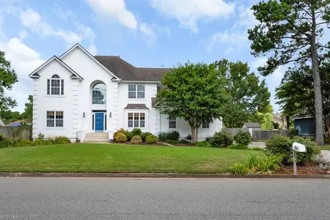 804 Los Colonis Dr, Virginia Beach, VA 23456