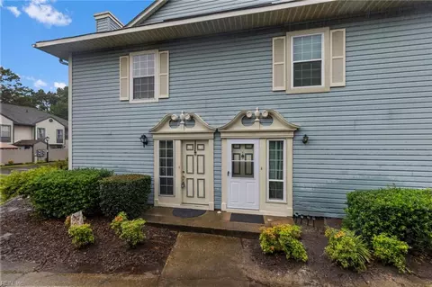 301 Ferdinand Cir, Virginia Beach, VA 23462