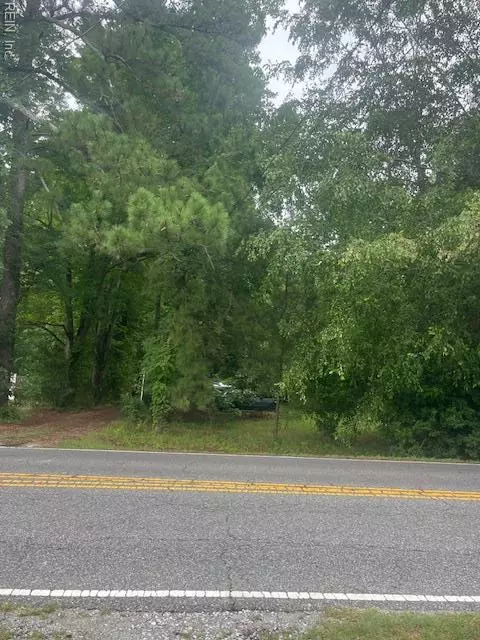 2702 Cedar Rd, Chesapeake, VA 23322