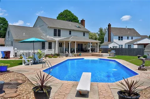 1309 Roanoke Arch Arch, Chesapeake, VA 23322