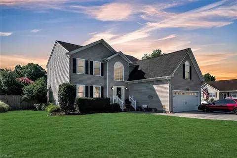 2309 Eagle Dr, Chesapeake, VA 23323