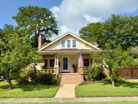 168 Orleans Cir, Norfolk, VA 23509