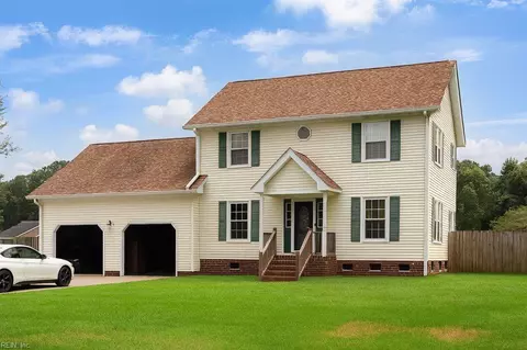 275 Fernwood Farms Rd, Chesapeake, VA 23320