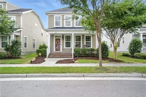 229 Foxglove Dr, Portsmouth, VA 23701