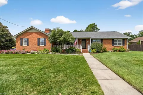 924 W Ferry Plantation Rd, Virginia Beach, VA 23455