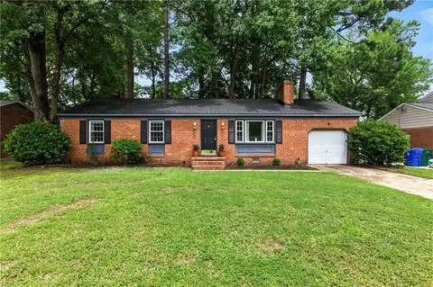 938 Moyer Rd, Newport News, VA 23608