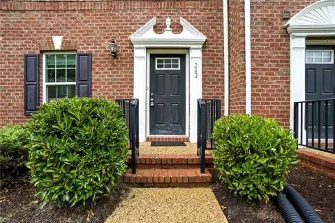 315 W Constance Rd #242, Suffolk, VA 23434