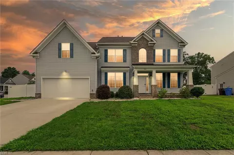 700 Renee Ln, Chesapeake, VA 23322