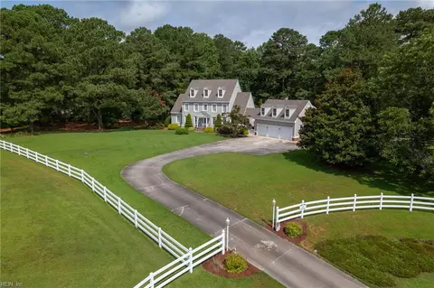15397 Holly Dr, Smithfield, VA 23430