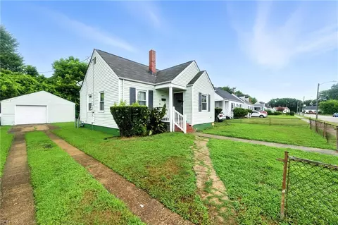 935 14th St, Newport News, VA 23607