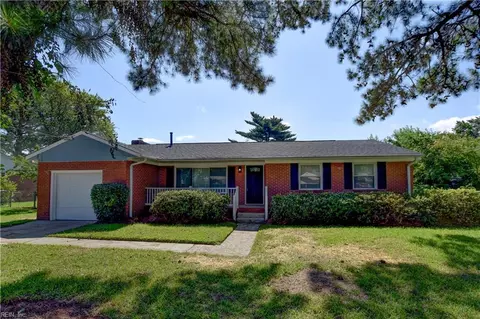 5411 Greenefield Dr S, Portsmouth, VA 23703