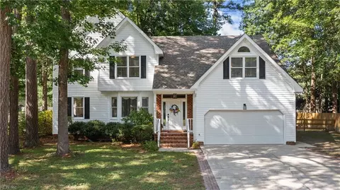 1504 Wild Duck Xing, Chesapeake, VA 23321