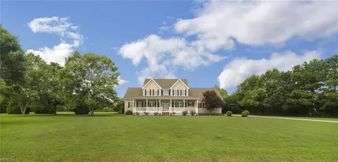 108 Phyllis Ct, Moyock, NC 27958