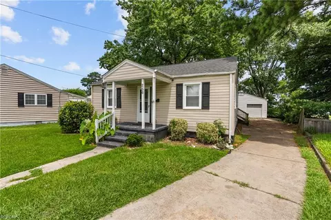 256 Burgoyne Rd, Norfolk, VA 23503