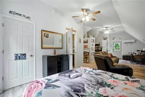 Bedroom - 140 Higgins Ln, Hampton, VA 23664 photo 1 of 7