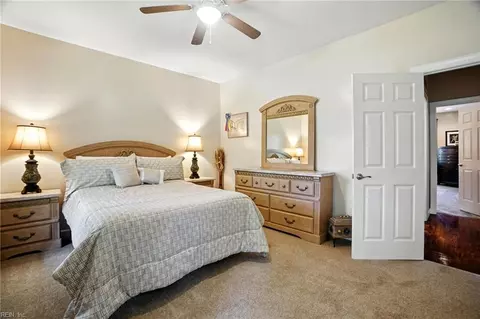Bedroom - 140 Higgins Ln, Hampton, VA 23664 photo 6 of 7