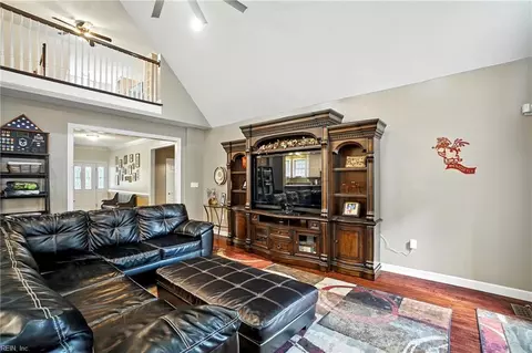 Living - 140 Higgins Ln, Hampton, VA 23664 photo 1 of 1