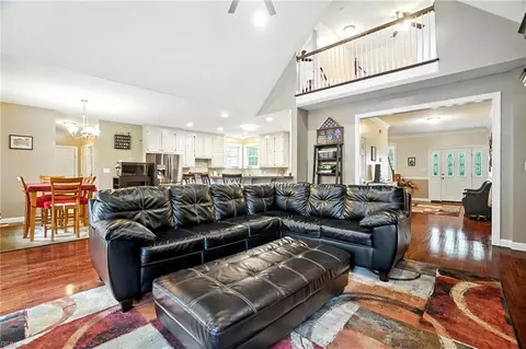 Other - 140 Higgins Ln, Hampton, VA 23664 photo 2 of 9