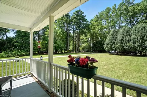 Exterior - 140 Higgins Ln, Hampton, VA 23664 photo 3 of 11