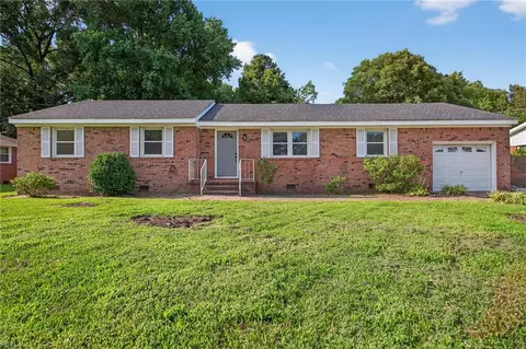 424 Rutgers Ave, Chesapeake, VA 23324