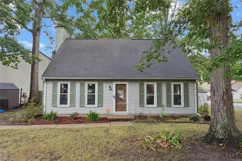 202 Tower Ln, Newport News, VA 23608