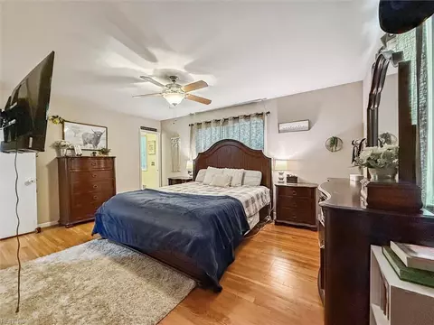 Bedroom - 81 Brogden Ln, Hampton, VA 23666 photo 4 of 5