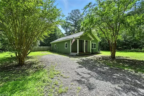 3256 Nansemond Pw Pkwy, Suffolk, VA 23434