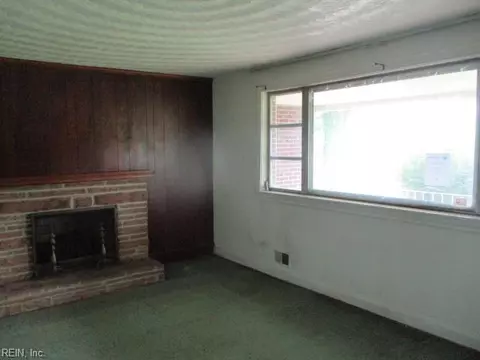 4052 Sunkist Rd, Chesapeake, VA 23321 photo 3