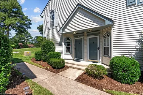4937 Shallowford Cir, Virginia Beach, VA 23462