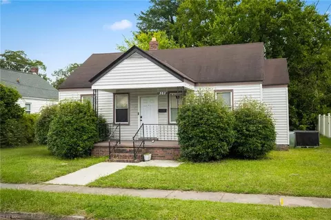 303 Sandpiper Dr, Portsmouth, VA 23704