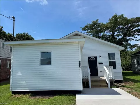 Exterior - 1325 Bethel Ave, Hampton, VA 23669 photo 3 of 4