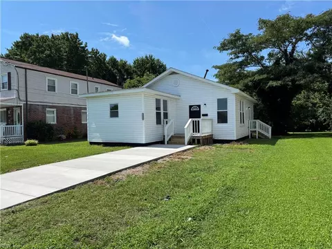 1325 Bethel Ave, Hampton, VA 23669