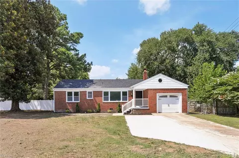 88 Wheatland Dr, Hampton, VA 23666