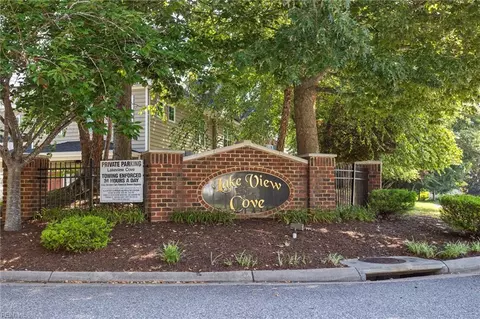 503 Lakeview Cv, Smithfield, VA 23430