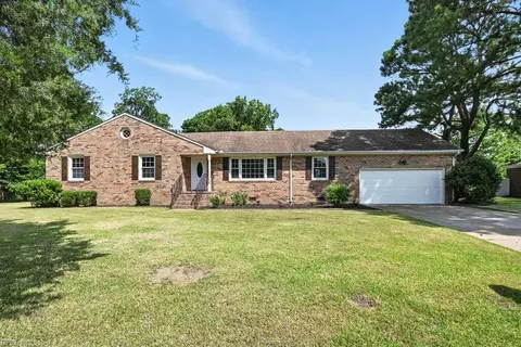 408 Holloway Dr, Portsmouth, VA 23701