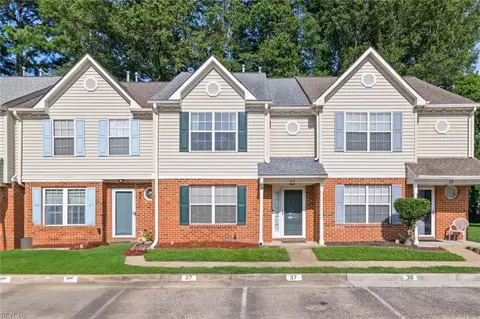 33 Carmine Pl, Hampton, VA 23666