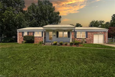 3416 Club House Rd, Virginia Beach, VA 23452
