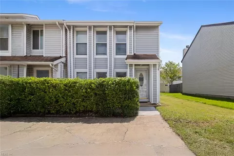 3711 Chimney Creek Dr, Virginia Beach, VA 23462