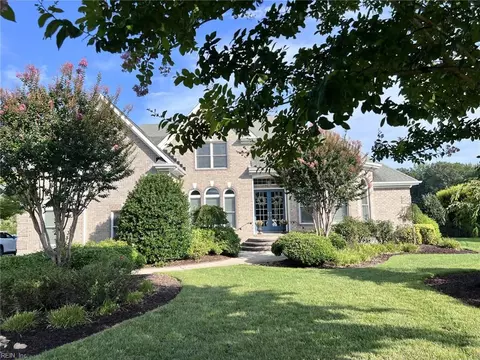 3069 Heron Ridge Dr, Virginia Beach, VA 23455