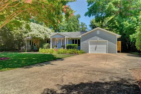 928 Bay Colony Dr, Virginia Beach, VA 23451