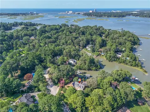 1535 Sea Breeze Trl S, Virginia Beach, VA 23452