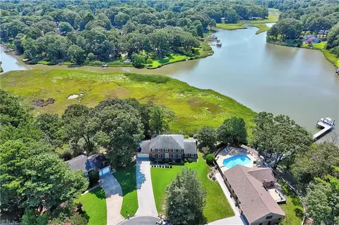 700 Suffolk Cir, Virginia Beach, VA 23452