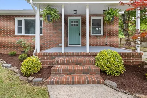 1512 Shell Rd, Chesapeake, VA 23323