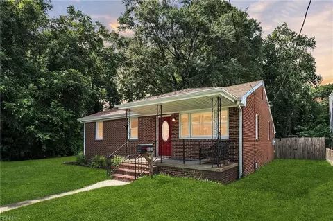 907 Rowland Ave, Chesapeake, VA 23324