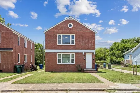 41 Ash Ave, Newport News, VA 23607