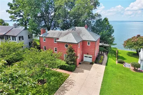 209 Hilton Ter, Newport News, VA 23601