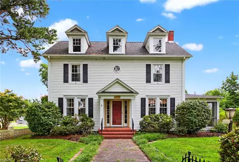 24197 Mary St, Parksley, VA 23421