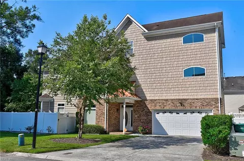 4909 Boyle Ct, Virginia Beach, VA 23462